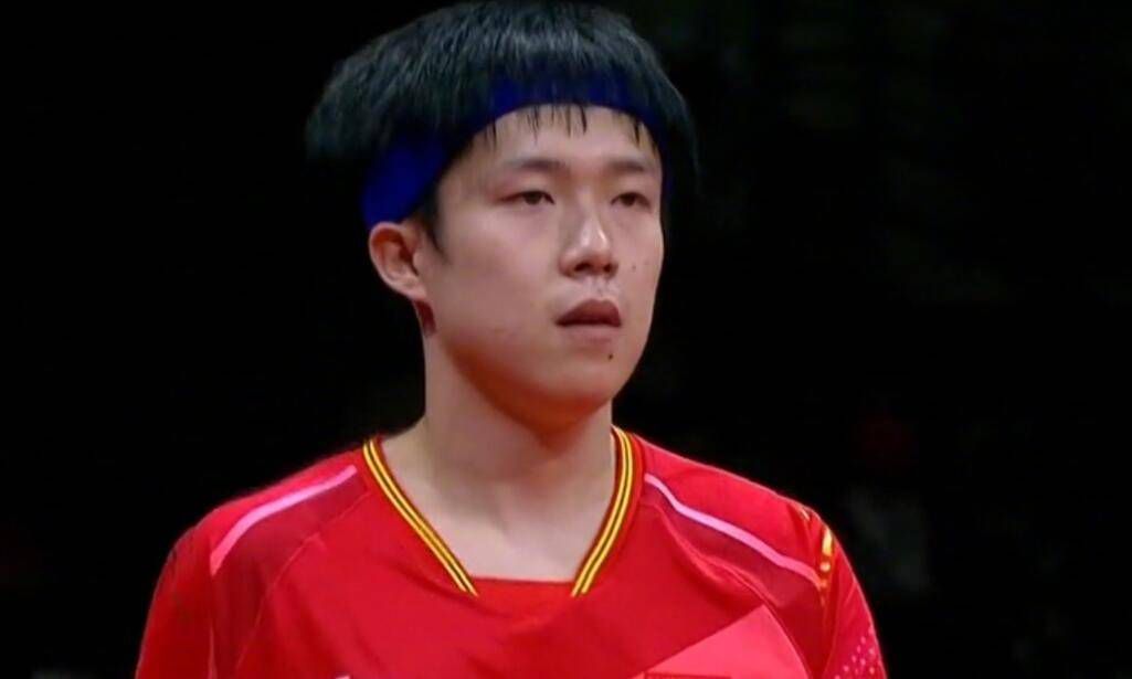 而且不是他个人，有他儿子支持他，但这不是问题的实质。